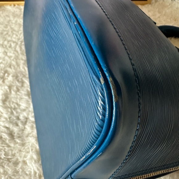 Louis Vuitton Blue Epi Leather Alma PM - Picture 13 of 16
